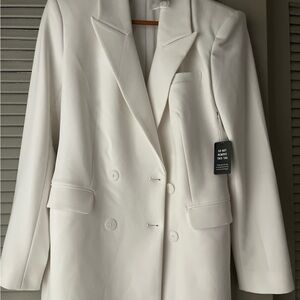 Express Classic White Double-Breasted Blazer